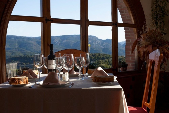 Imagen del bar/restaurante del Hotel El Meson De Despeñaperros. Foto 6