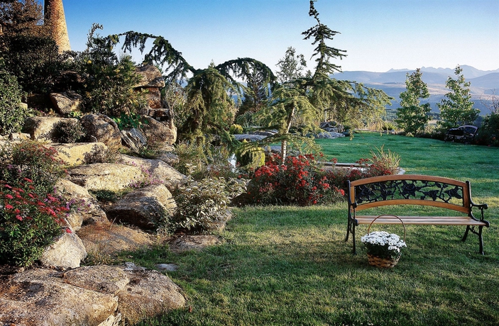 Imagen de los exteriores del Hotel El Milano Real. Foto 13