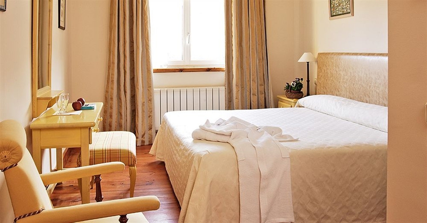 Imagen de la habitación del Hotel El Milano Real. Foto 12