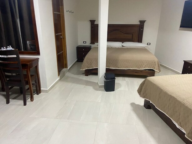 Imagen de la habitación del Hotel El Mirador, Ciudad Valles. Foto 15