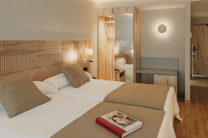 Imagen de la habitación del Hotel El Mirador, Loja. Foto 9