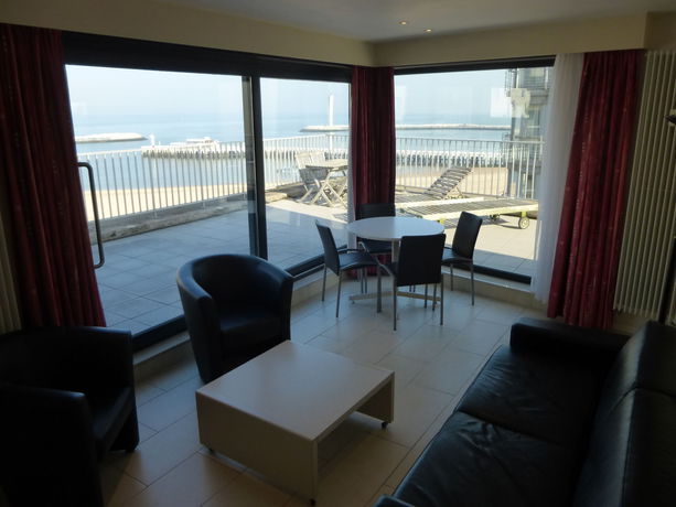Imagen de los exteriores del Hotel El Mirador Quality Stay Apartments. Foto 4