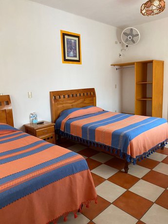 Imagen de la habitación del Hotel El Mirador, TEQUISQUIAPAN. Foto 3