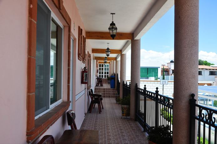 Imagen de la habitación del Hotel El Mirador, TEQUISQUIAPAN. Foto 16