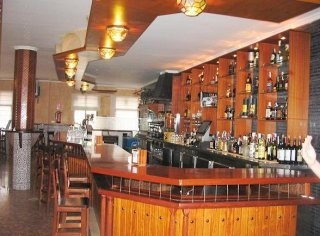 Imagen del bar/restaurante del Hotel El Mirador de Rute. Foto 2