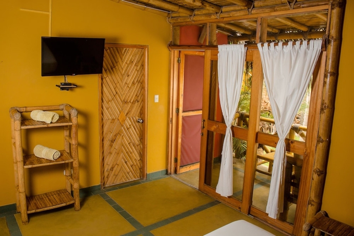 Imagen de la habitación del Hotel El Mirador de Vichayito. Foto 12