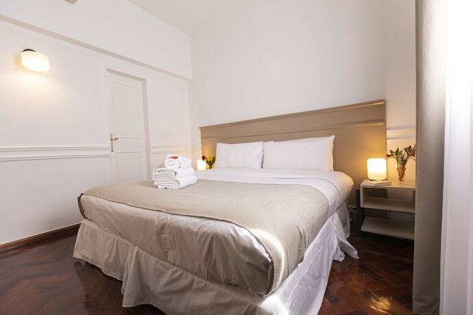 Imagen de la habitación del Hotel El Misti Buenos Aires Centro. Foto 13