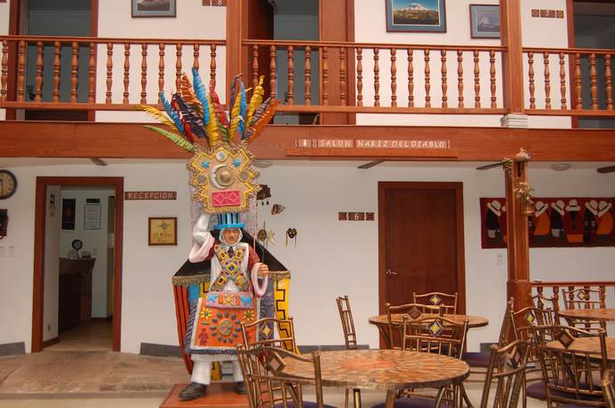 Imagen de los exteriores del Hotel El Molino Alausi. Foto 16