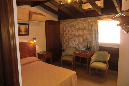 Imagen de la habitación del Hotel El Molino De La Torre. Foto 2