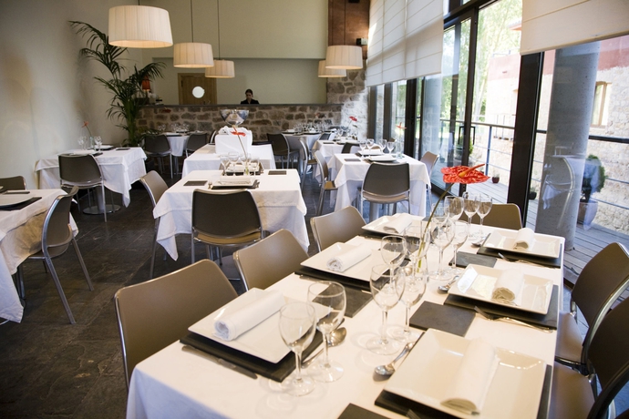 Imagen del bar/restaurante del Hotel El Molino De Salinas. Foto 5