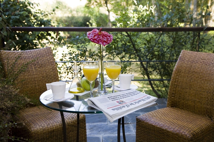 Imagen de los exteriores del Hotel El Molino De Salinas. Foto 13