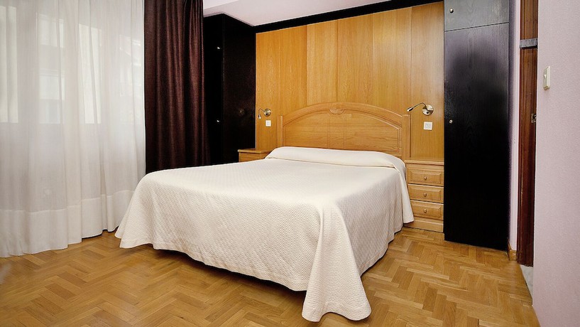 Imagen de la habitación del Hotel El Molinon. Foto 8