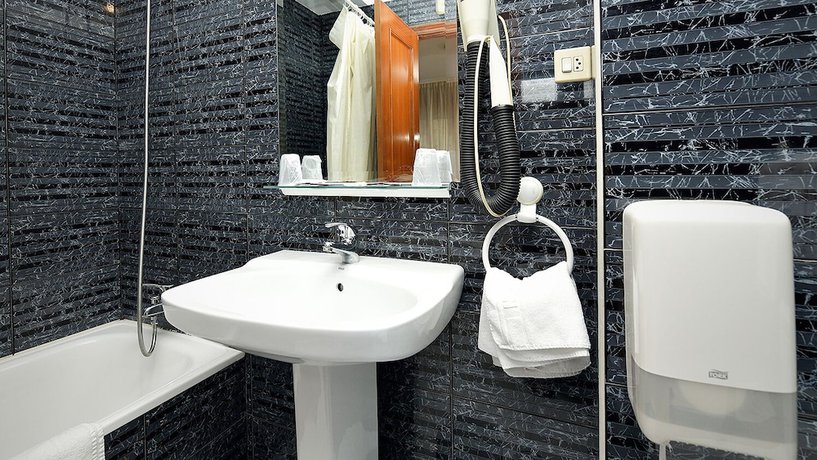 Imagen de la habitación del Hotel El Molinon. Foto 9