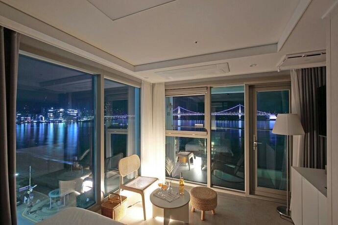 Imagen de la habitación del Hotel El Momento Gwangan. Foto 11