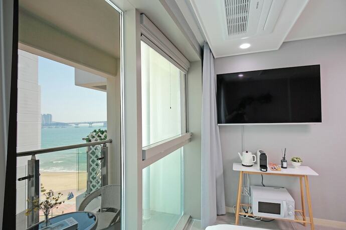 Imagen de la habitación del Hotel El Momento Gwangan. Foto 18