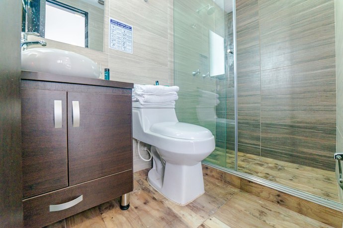 Imagen de la habitación del Hotel El Monarca. Foto 4