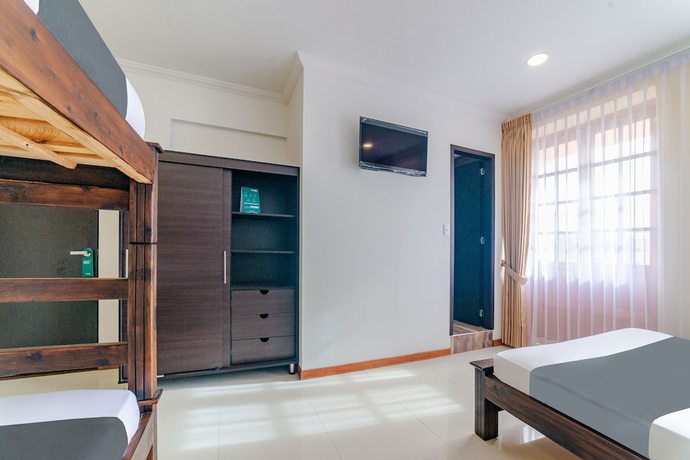 Imagen de la habitación del Hotel El Monarca. Foto 10