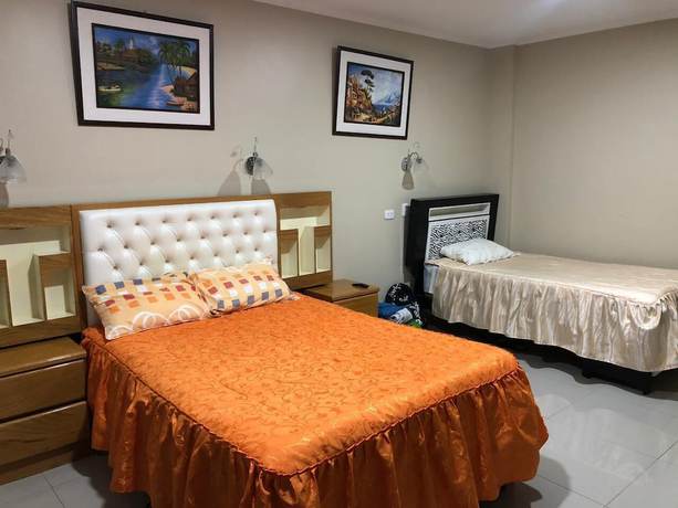 Imagen de la habitación del Hotel El Monarca Suite. Foto 7