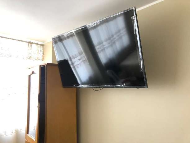 Imagen de la habitación del Hotel El Monarca Suite. Foto 12