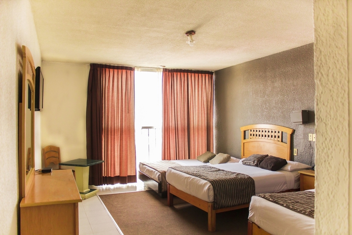 Imagen de la habitación del Hotel El Monte. Foto 5