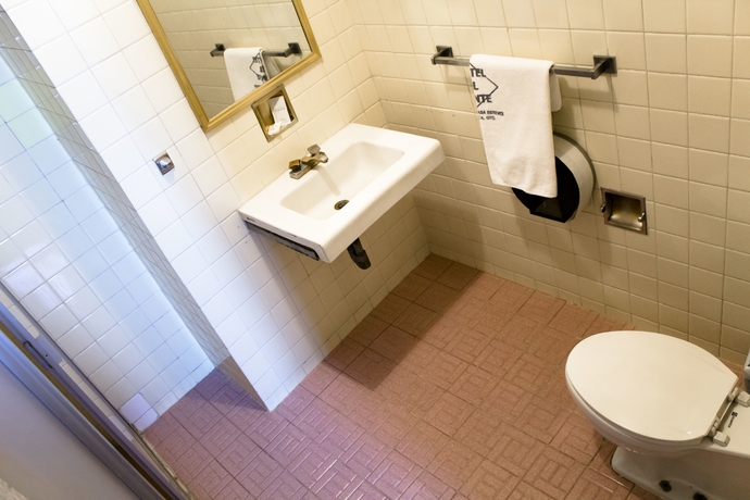 Imagen de la habitación del Hotel El Monte. Foto 18