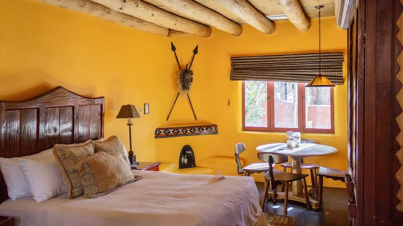Imagen de la habitación del Hotel El Monte Sagrado Living Resort and Spa. Foto 6