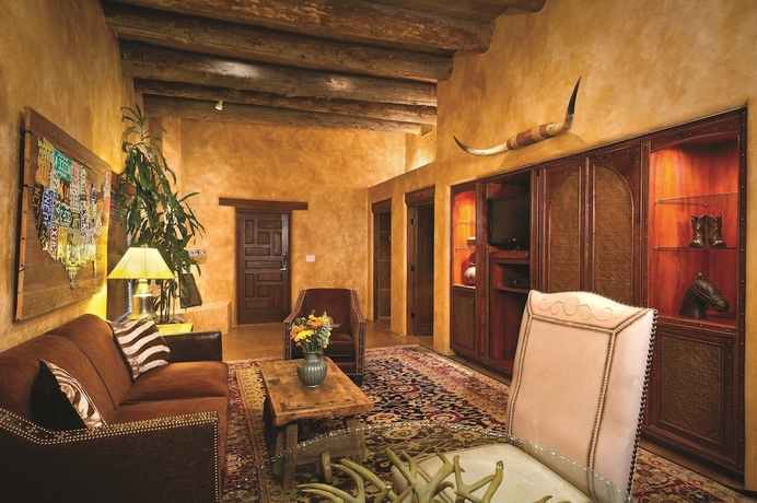 Imagen de la habitación del Hotel El Monte Sagrado Living Resort and Spa. Foto 14