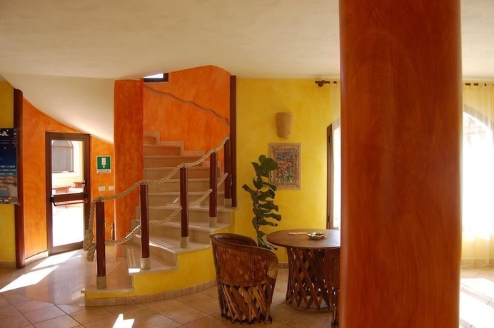 Imagen de los interiores del Hotel El Mosaico Del Sol. Foto 14