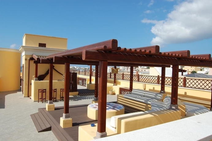 Imagen de los exteriores del Hotel El Mosaico Del Sol. Foto 9