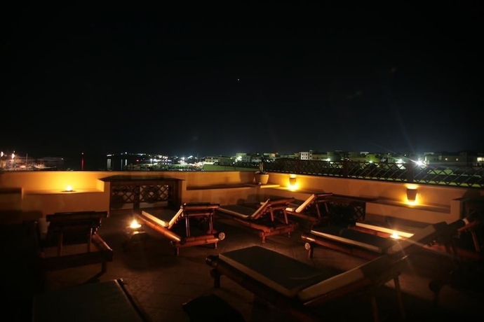 Imagen de los exteriores del Hotel El Mosaico Del Sol. Foto 11