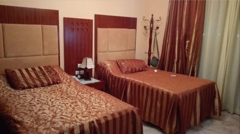 Imagen de la habitación del Hotel El Mouahidine. Foto 2