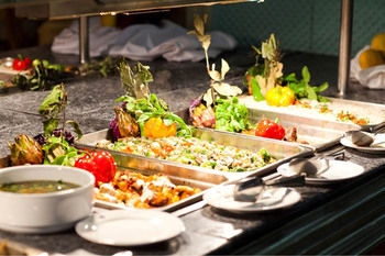 Imagen del bar/restaurante del Hotel El Mouradi Djerba Menzel. Foto 2