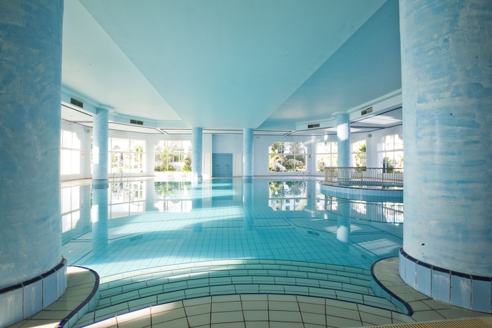 Imagen de la piscina del Hotel El Mouradi El Menzah. Foto 13