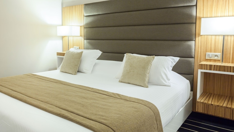 Imagen de la habitación del Hotel El Mouradi Gammarth. Foto 4
