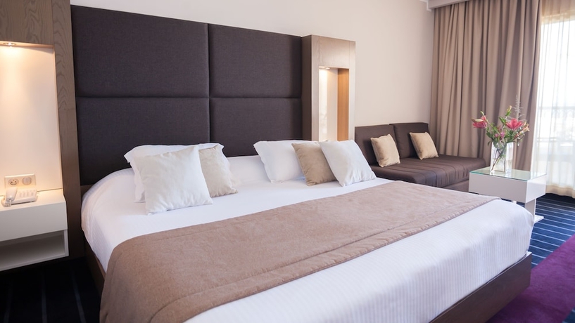 Imagen de la habitación del Hotel El Mouradi Gammarth. Foto 5