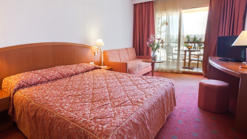 Imagen de la habitación del Hotel El Mouradi Gammarth. Foto 6