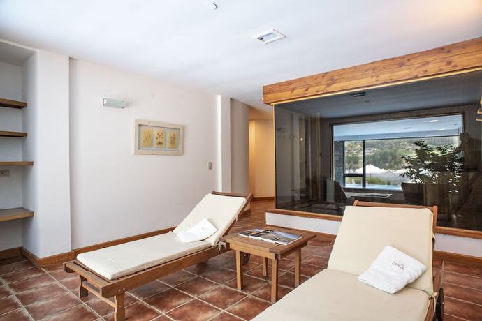 Imagen de la piscina del Hotel El Muelle by DOT Boutique. Foto 17