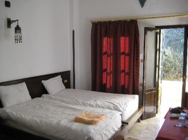 Imagen de la habitación del Hotel El Nakhil. Foto 7