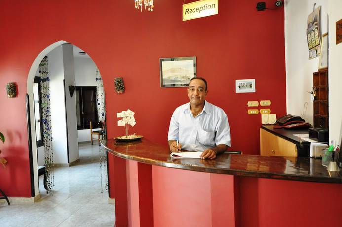 Imagen de los interiores del Hotel El Nakhil. Foto 18