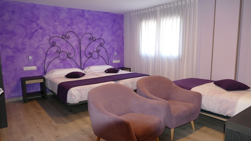 Imagen de la habitación del Hotel El Nido De Pinares. Foto 2