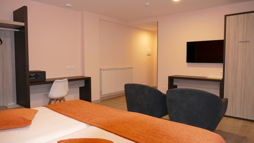 Imagen de la habitación del Hotel El Nido De Pinares. Foto 8