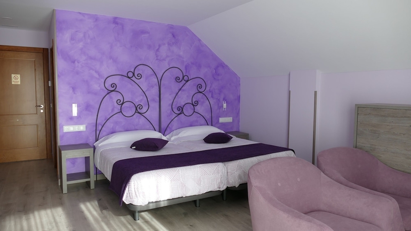 Imagen de la habitación del Hotel El Nido De Pinares. Foto 10