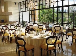 Imagen del bar/restaurante del Hotel El Nido. Foto 3