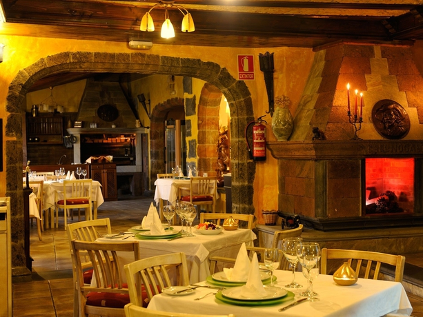 Imagen del bar/restaurante del Hotel El Nogal Boutique y Spa. Foto 4