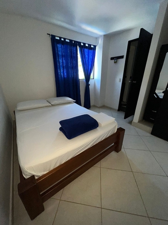 Imagen de la habitación del Hotel El Olimpo. Foto 16