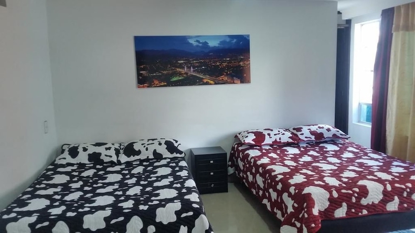Imagen de la habitación del Hotel El Olimpo Medellin. Foto 11