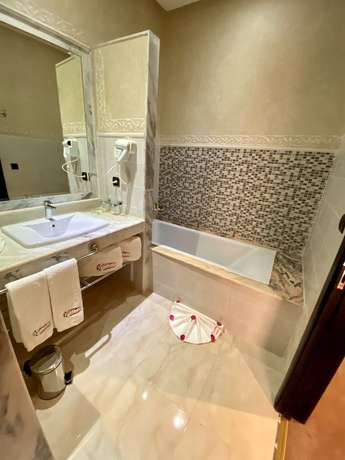 Imagen de la habitación del Hotel El Olivar Palace and Spa. Foto 12