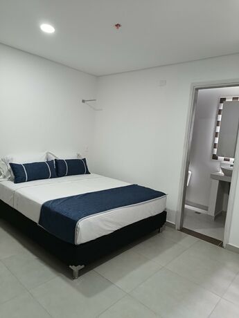 Imagen de la habitación del Hotel El Oscar. Foto 13