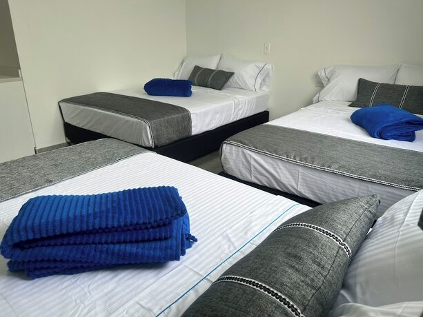 Imagen de la habitación del Hotel El Oscar. Foto 20
