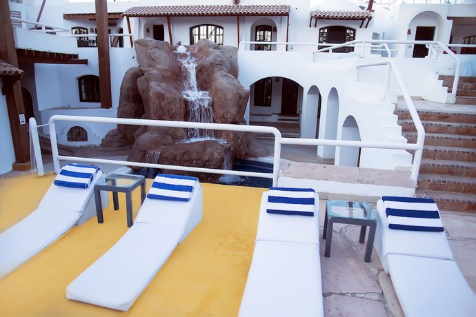 Imagen de los exteriores del Hotel El Pacha Suites Sharm - Sanafir. Foto 13